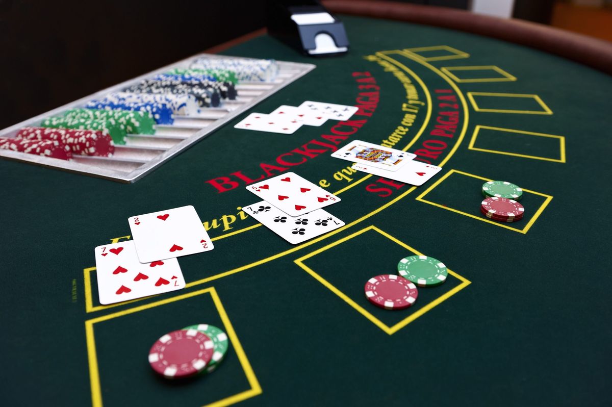 پاکستان میں Slots 777 کا آن لائن کیسینو سیکشن کھولیں۔