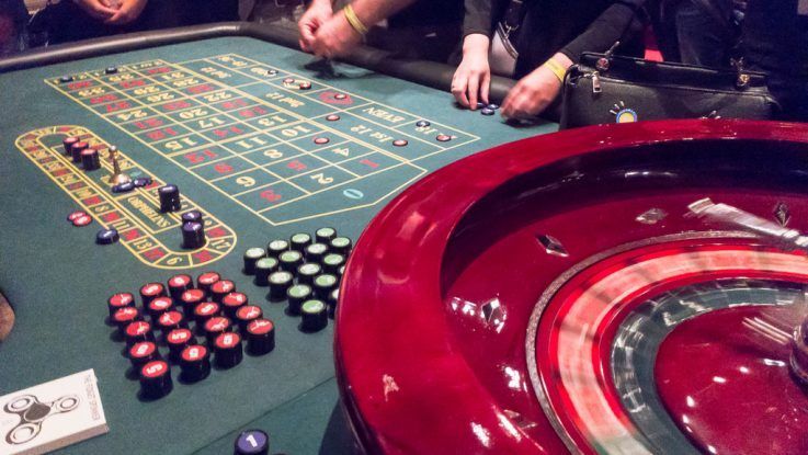 پاکستان میں Slots 777 کا آن لائن کیسینو سیکشن کھولیں۔